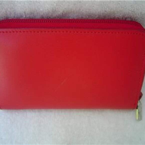 AUTHENTIC FURLA RED LEATHER MEDIUM WALLET EUC - Picture 2 of 14